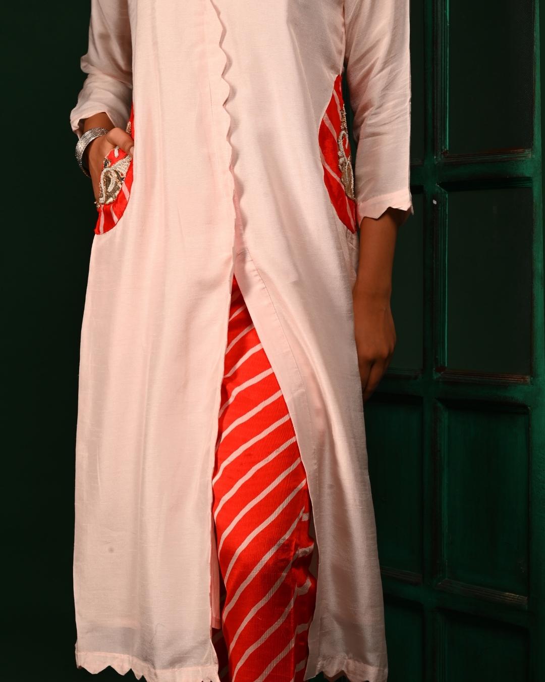 Contrast embroidered Cord Set